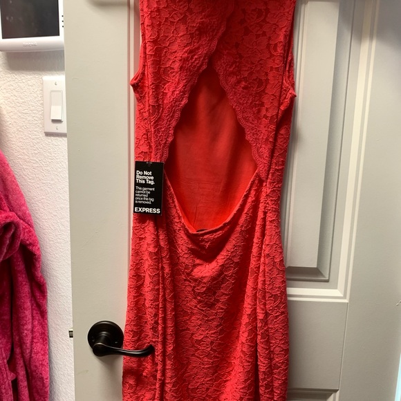 Dress - Picture 2 of 3